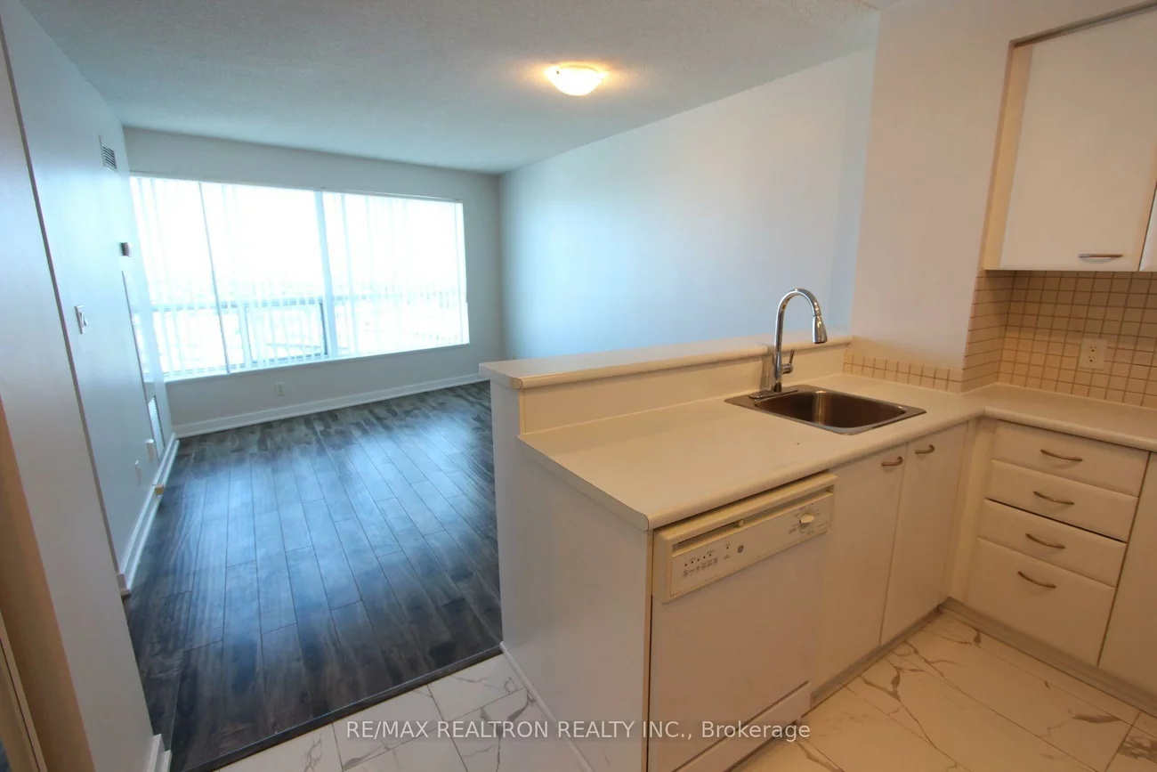 36, Lee Centre, Woburn, Toronto