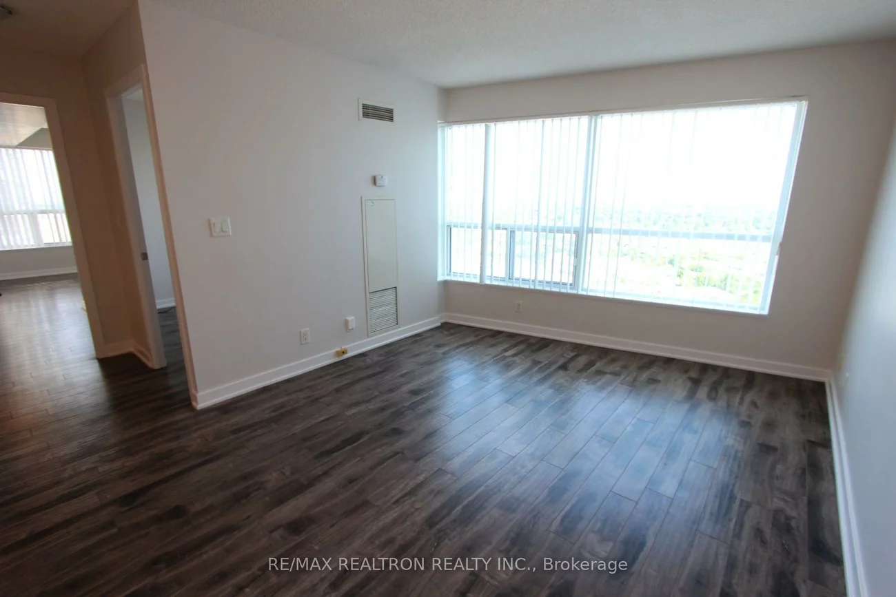 36, Lee Centre, Woburn, Toronto