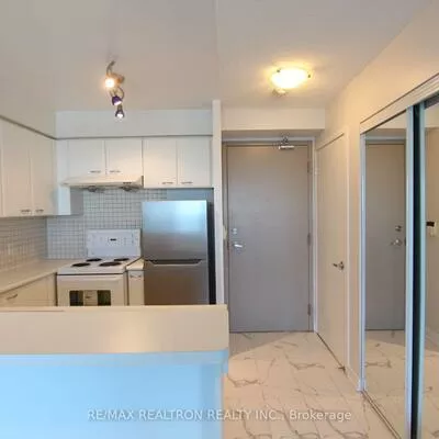 36, Lee Centre, Woburn, Toronto