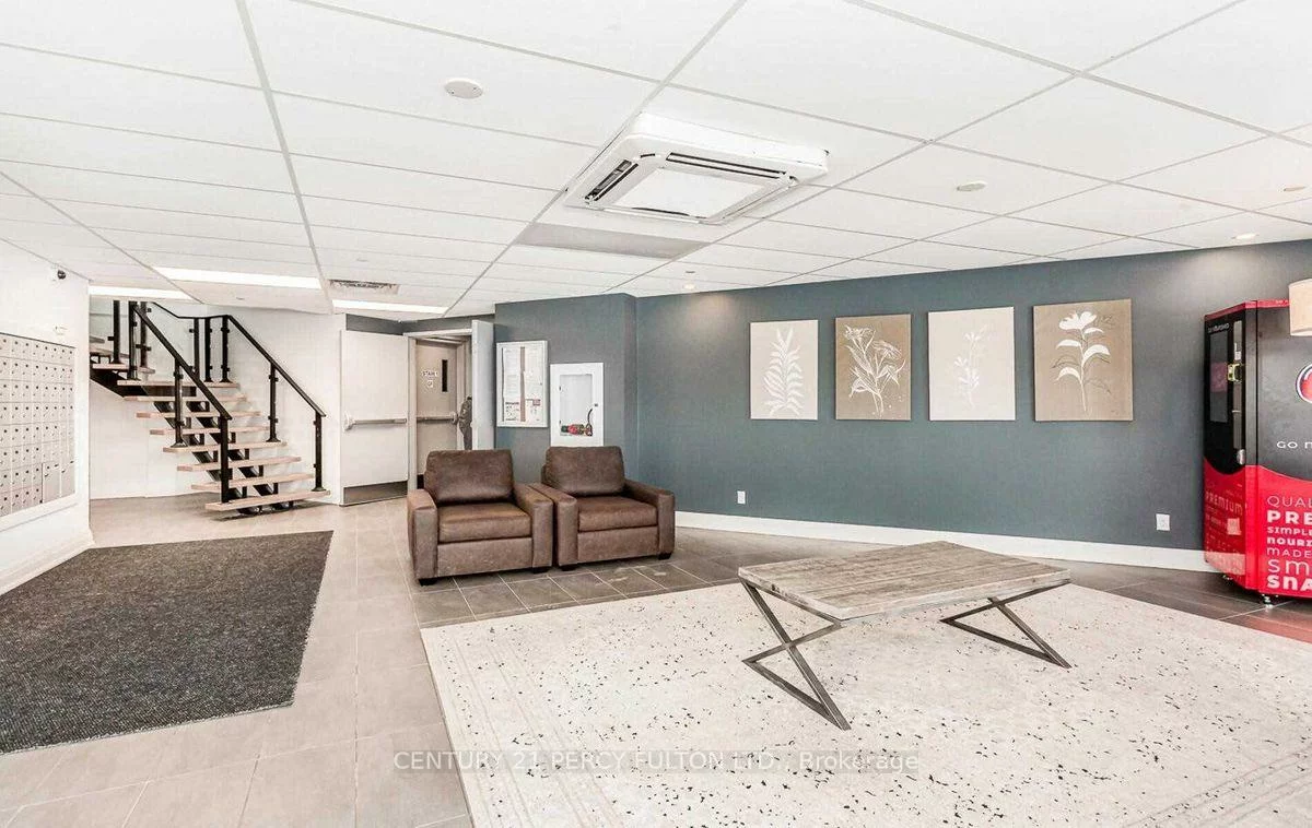 9B, Falaise, West Hill, Toronto