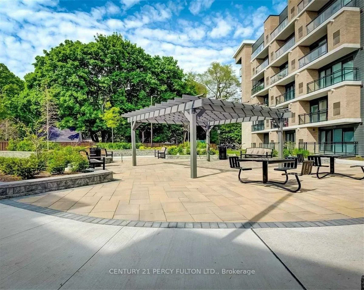 9B, Falaise, West Hill, Toronto