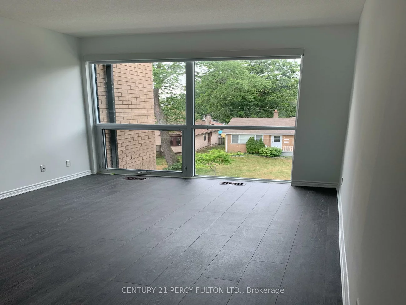 9B, Falaise, West Hill, Toronto