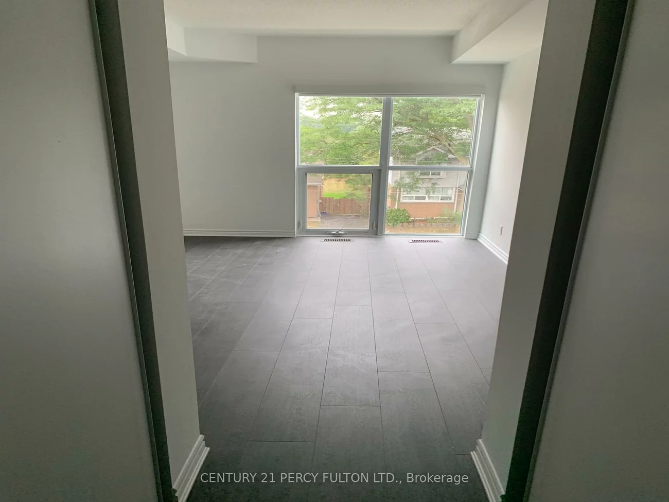 9B, Falaise, West Hill, Toronto