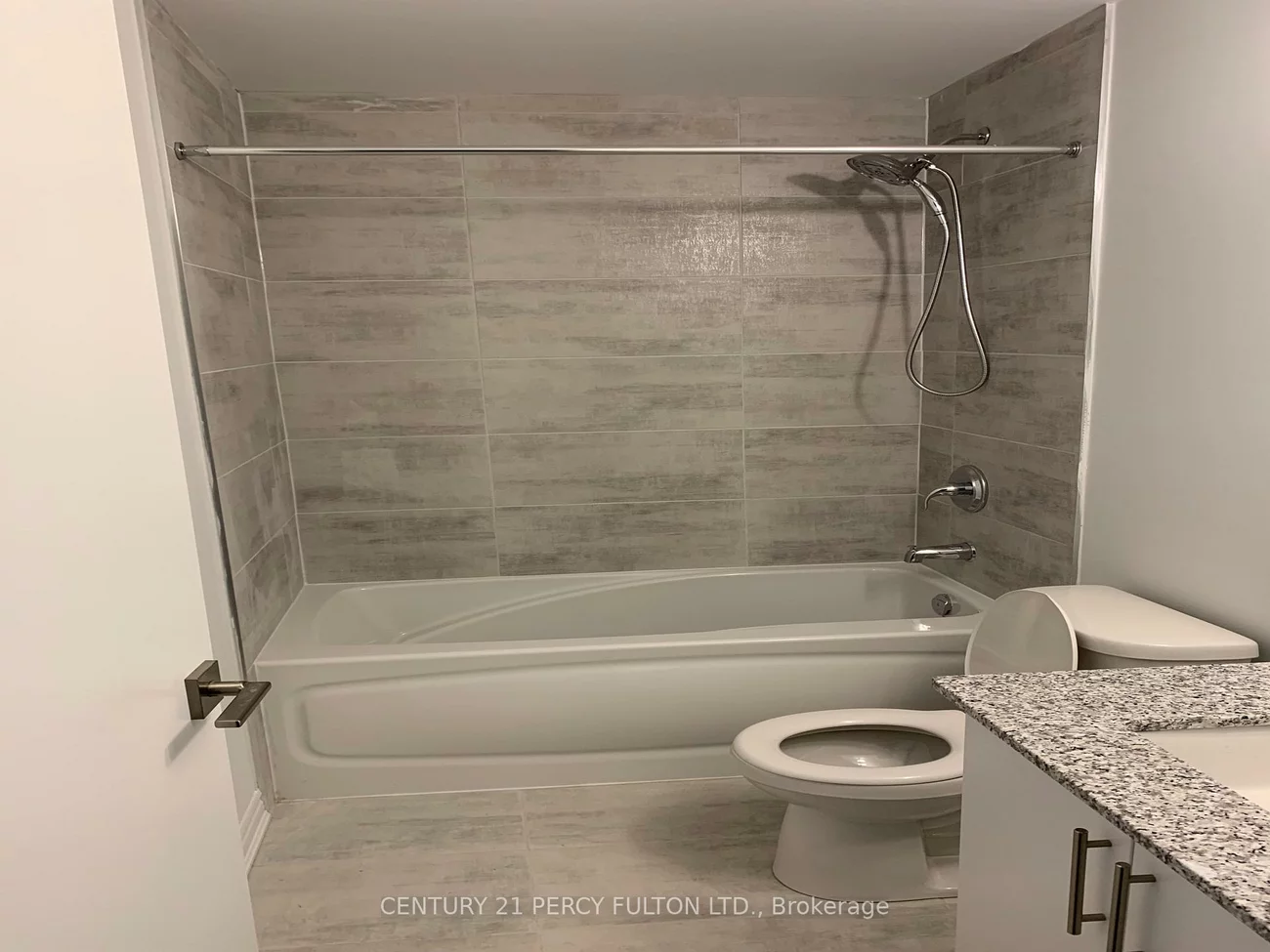 9B, Falaise, West Hill, Toronto