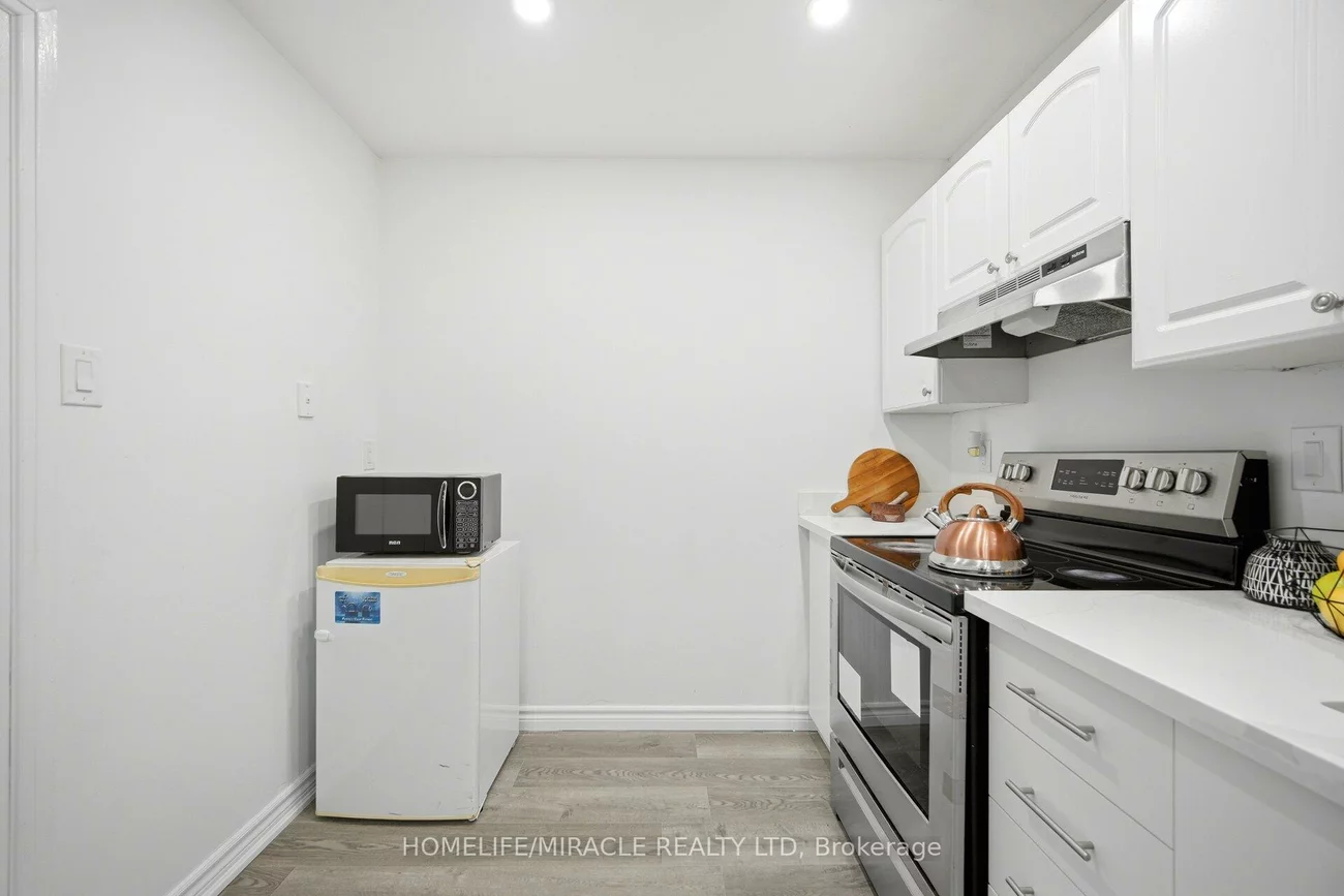 100, Mornelle, Morningside, Toronto