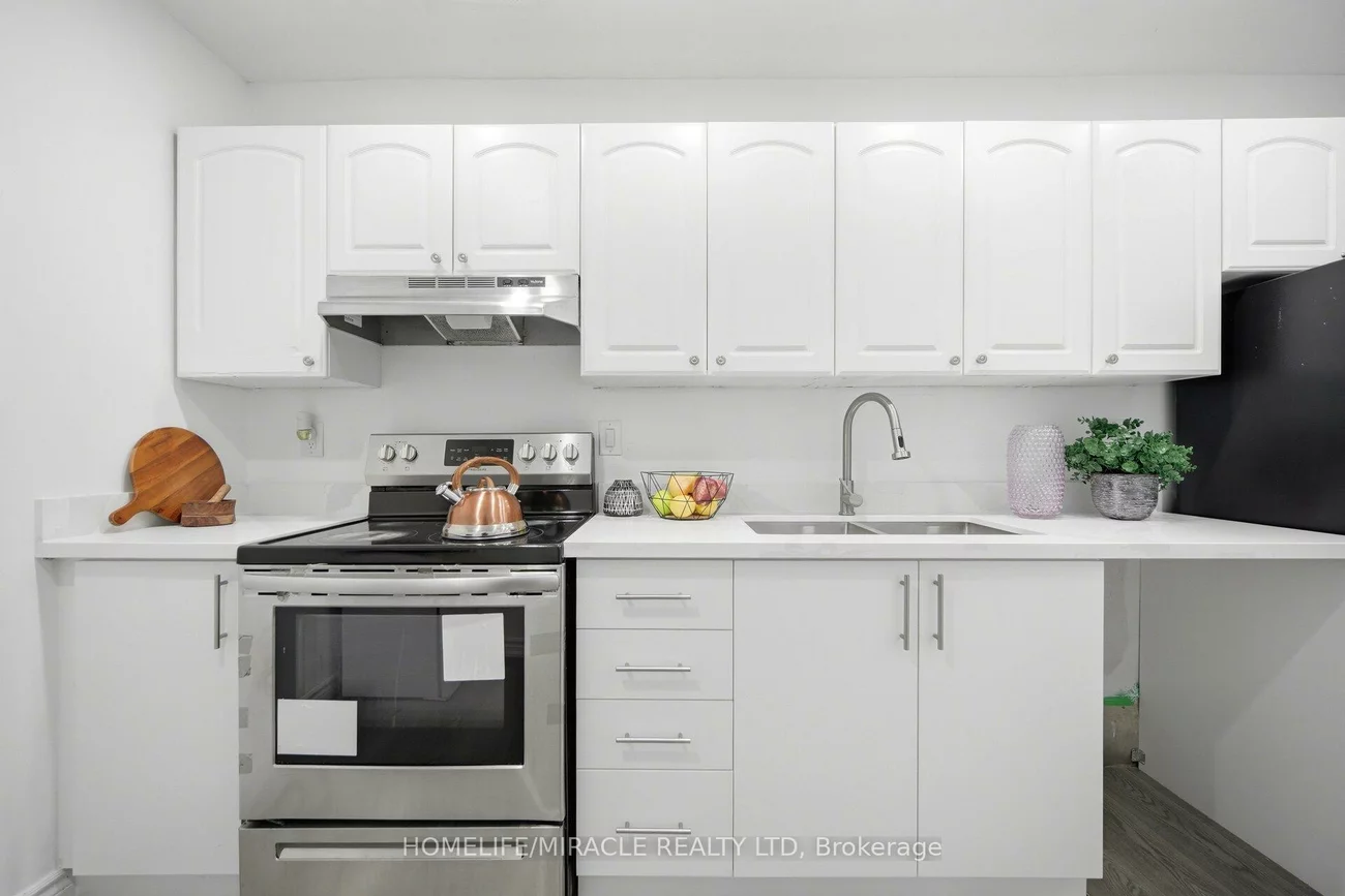 100, Mornelle, Morningside, Toronto