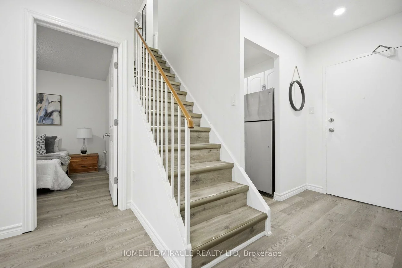 100, Mornelle, Morningside, Toronto