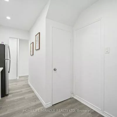 100, Mornelle, Morningside, Toronto