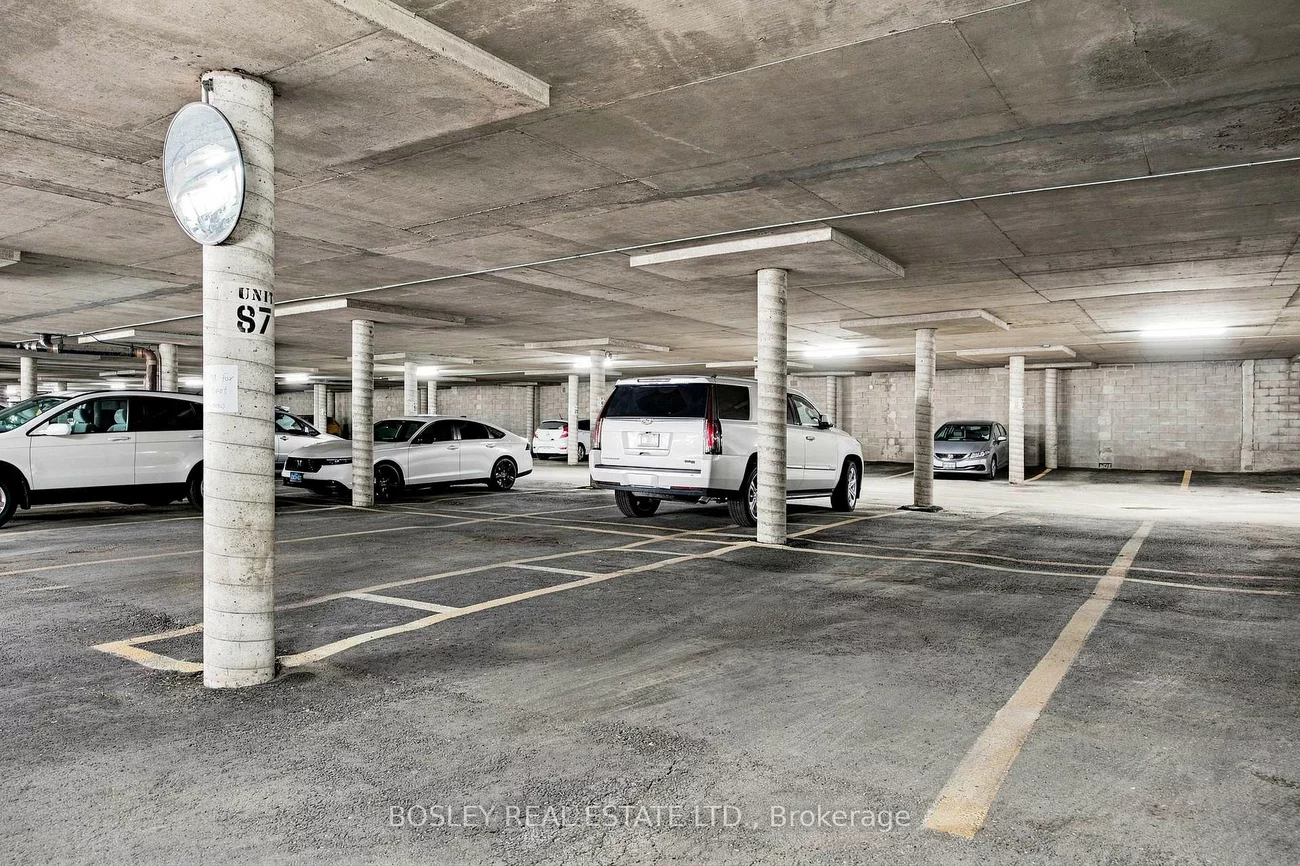 915, Midland, Eglinton East, Toronto