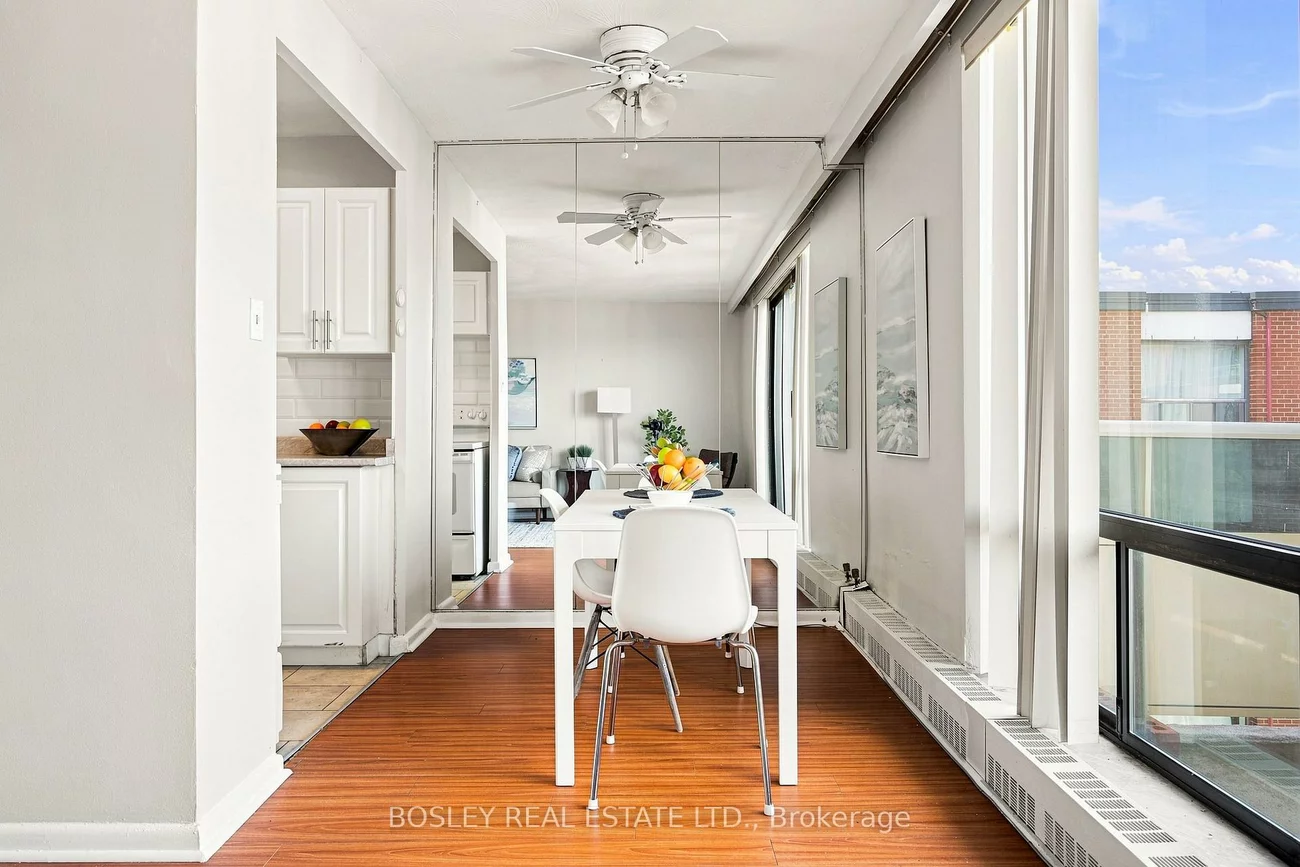 915, Midland, Eglinton East, Toronto