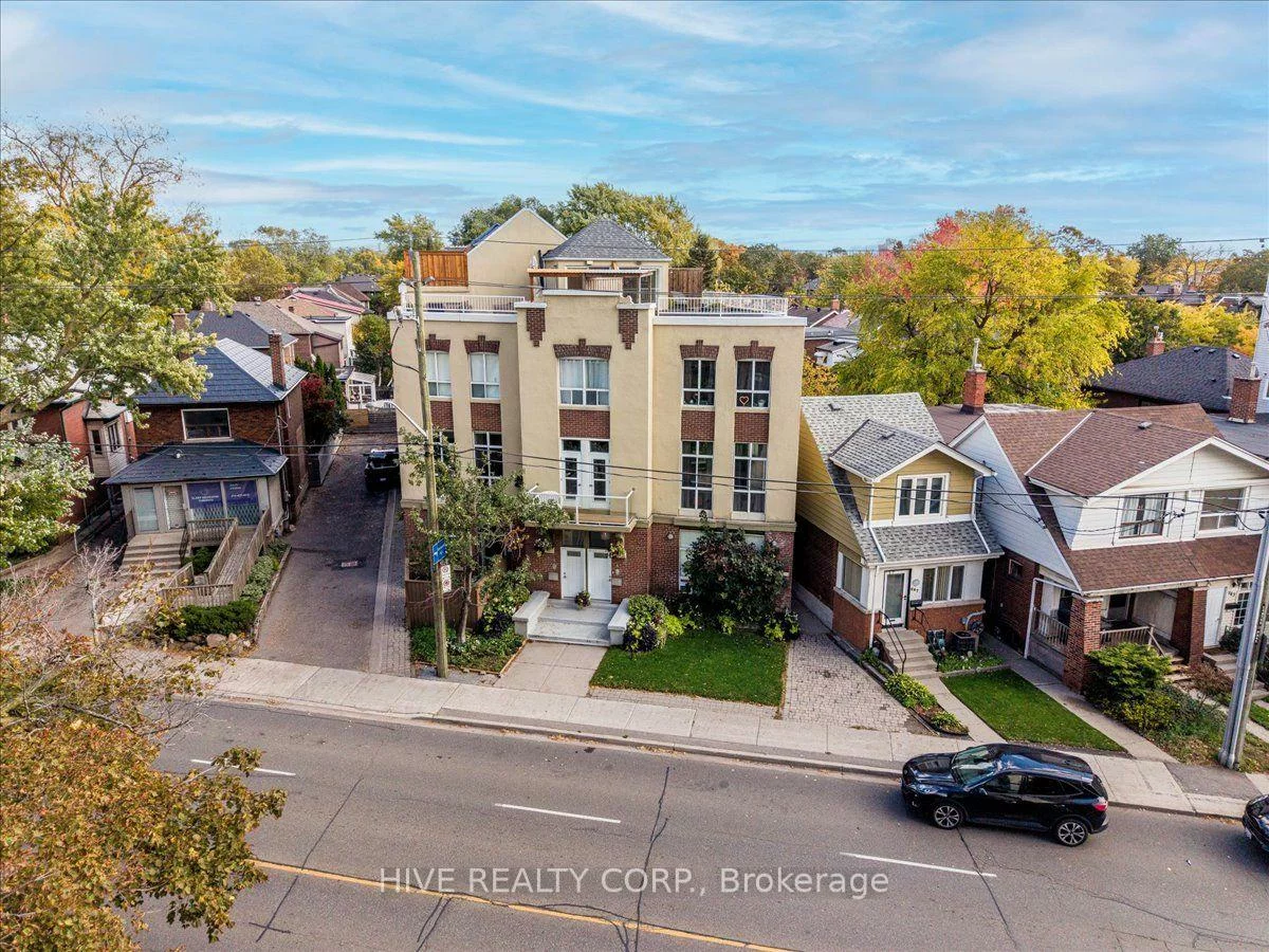957, Broadview, Broadview North, Toronto