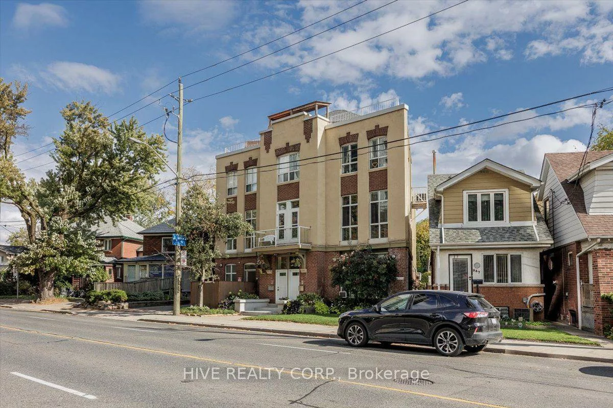 957, Broadview, Broadview North, Toronto