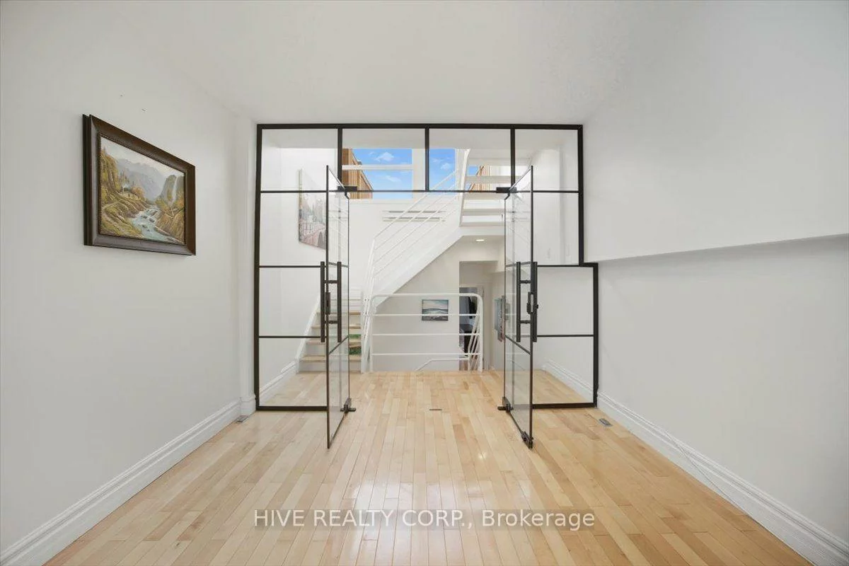 957, Broadview, Broadview North, Toronto