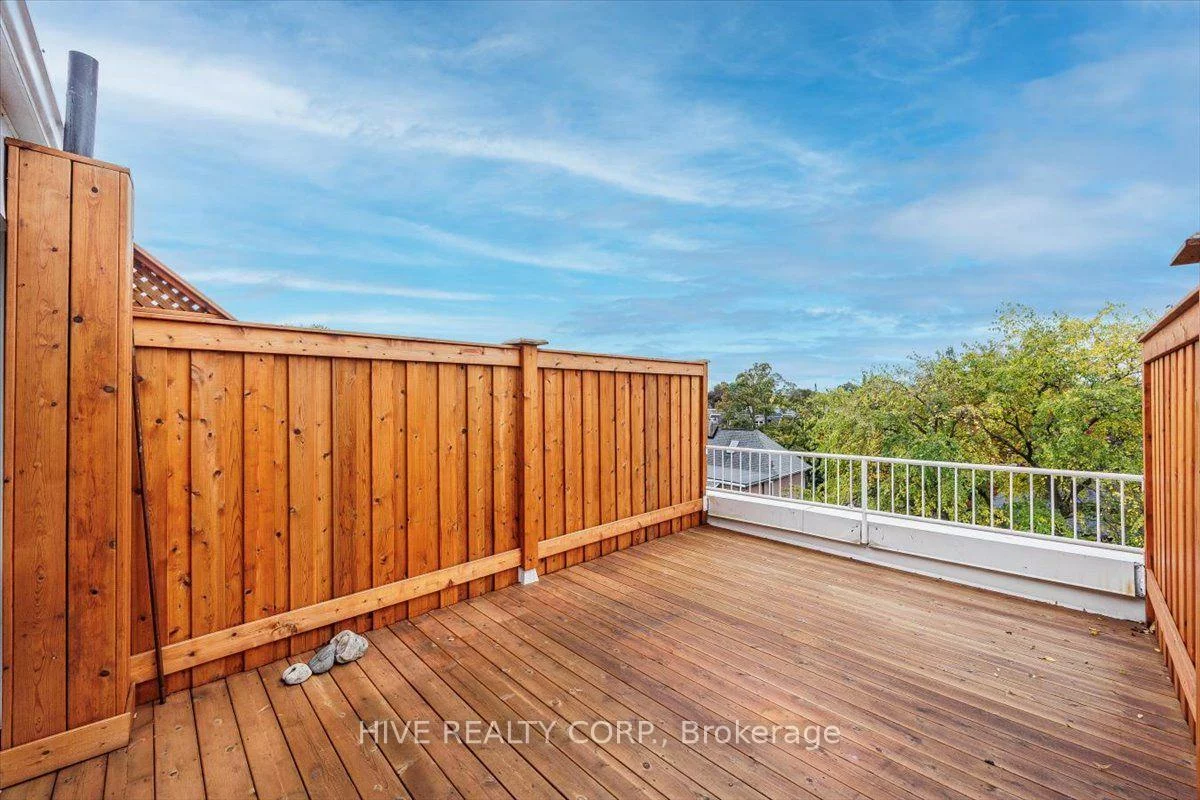 957, Broadview, Broadview North, Toronto