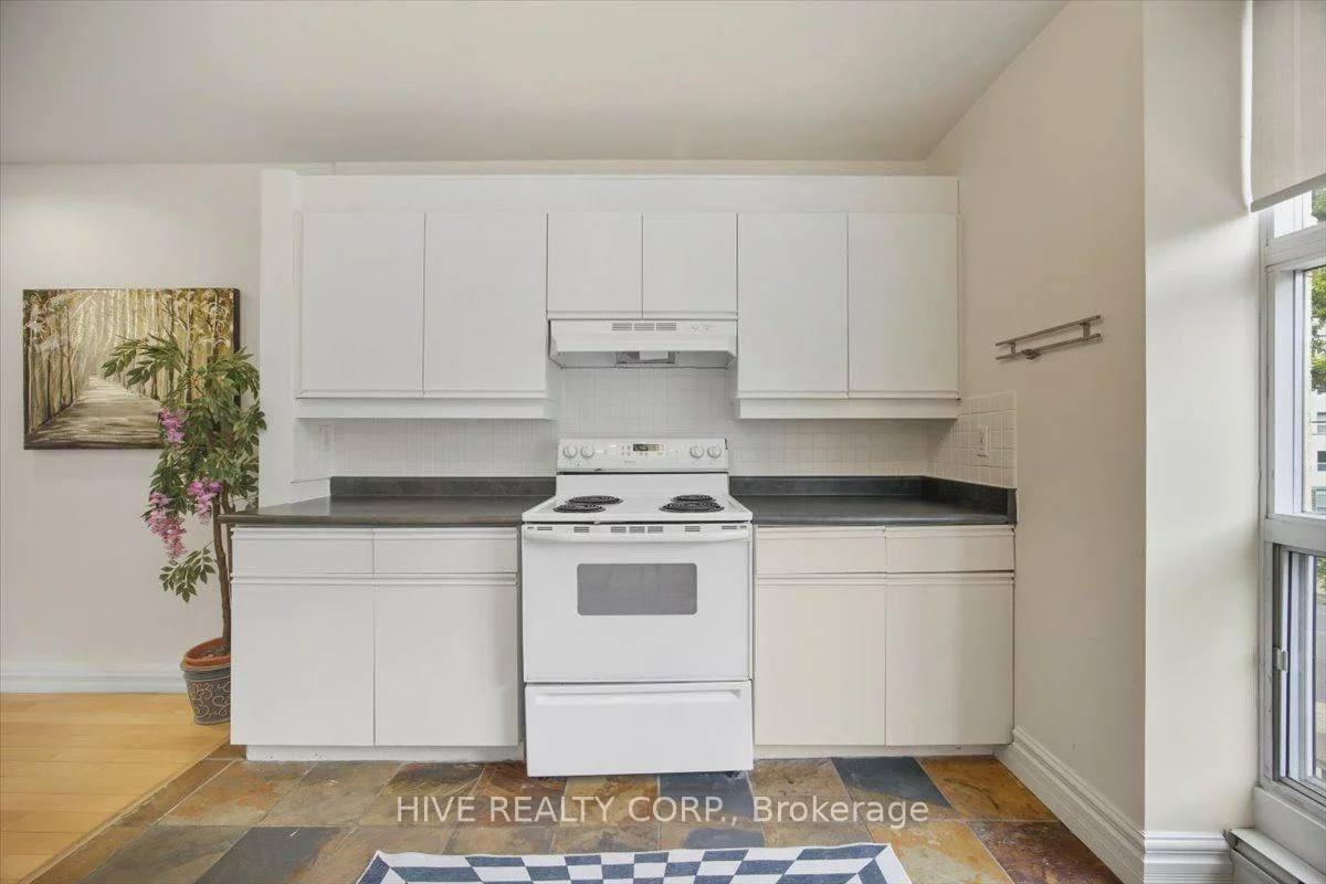 957, Broadview, Broadview North, Toronto