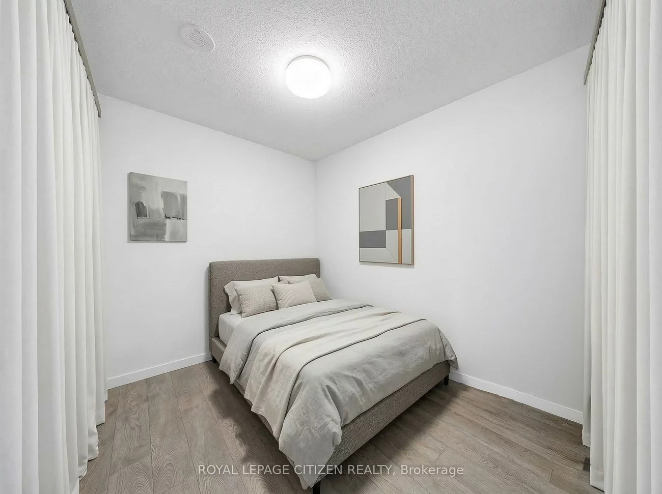 286, Main, East End-Danforth, Toronto