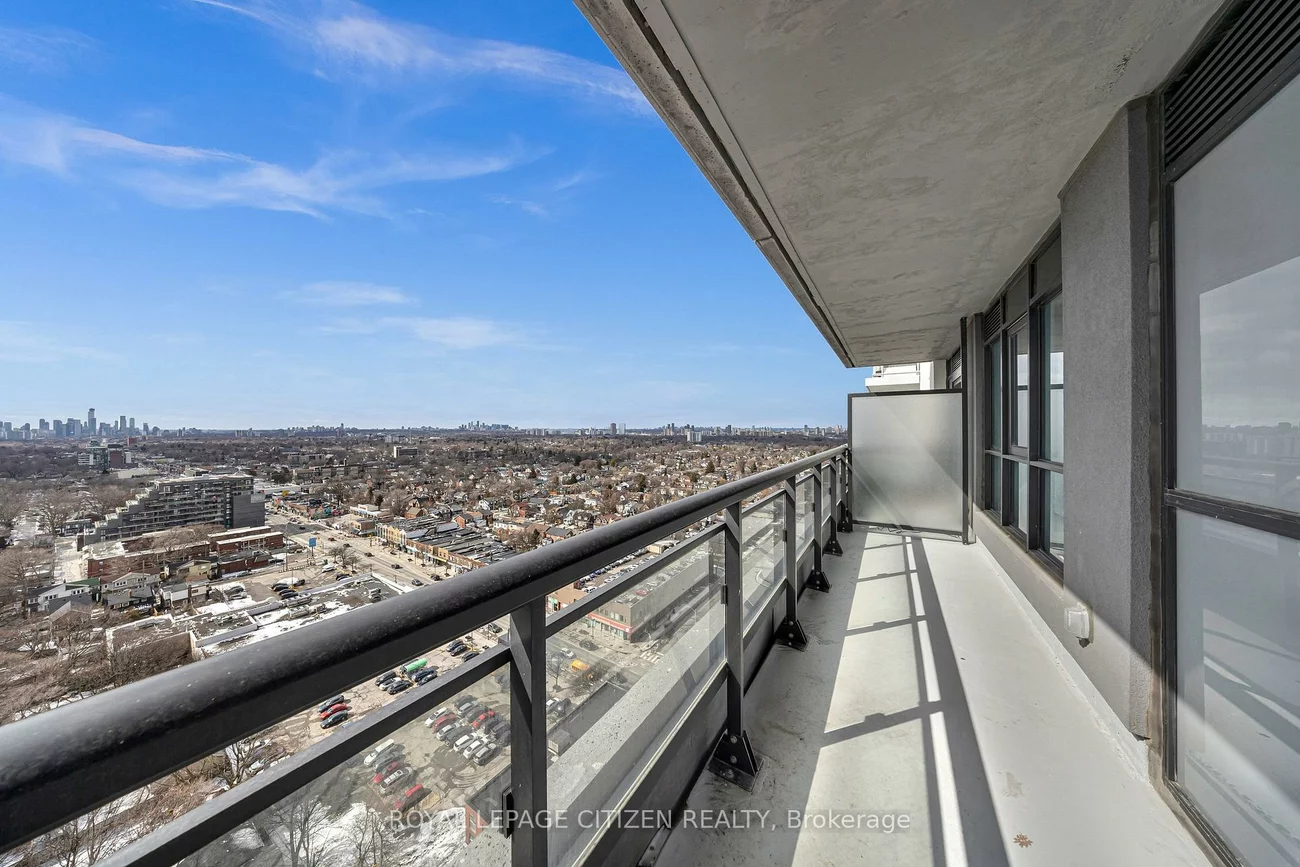 286, Main, East End-Danforth, Toronto