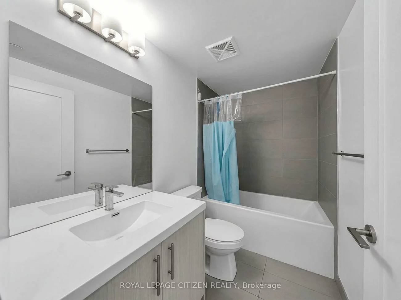 286, Main, East End-Danforth, Toronto