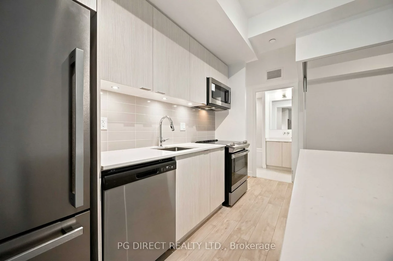 172, Clonmore, Birchcliffe-Cliffside, Toronto