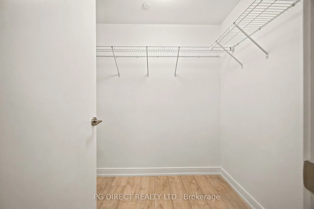 172, Clonmore, Birchcliffe-Cliffside, Toronto