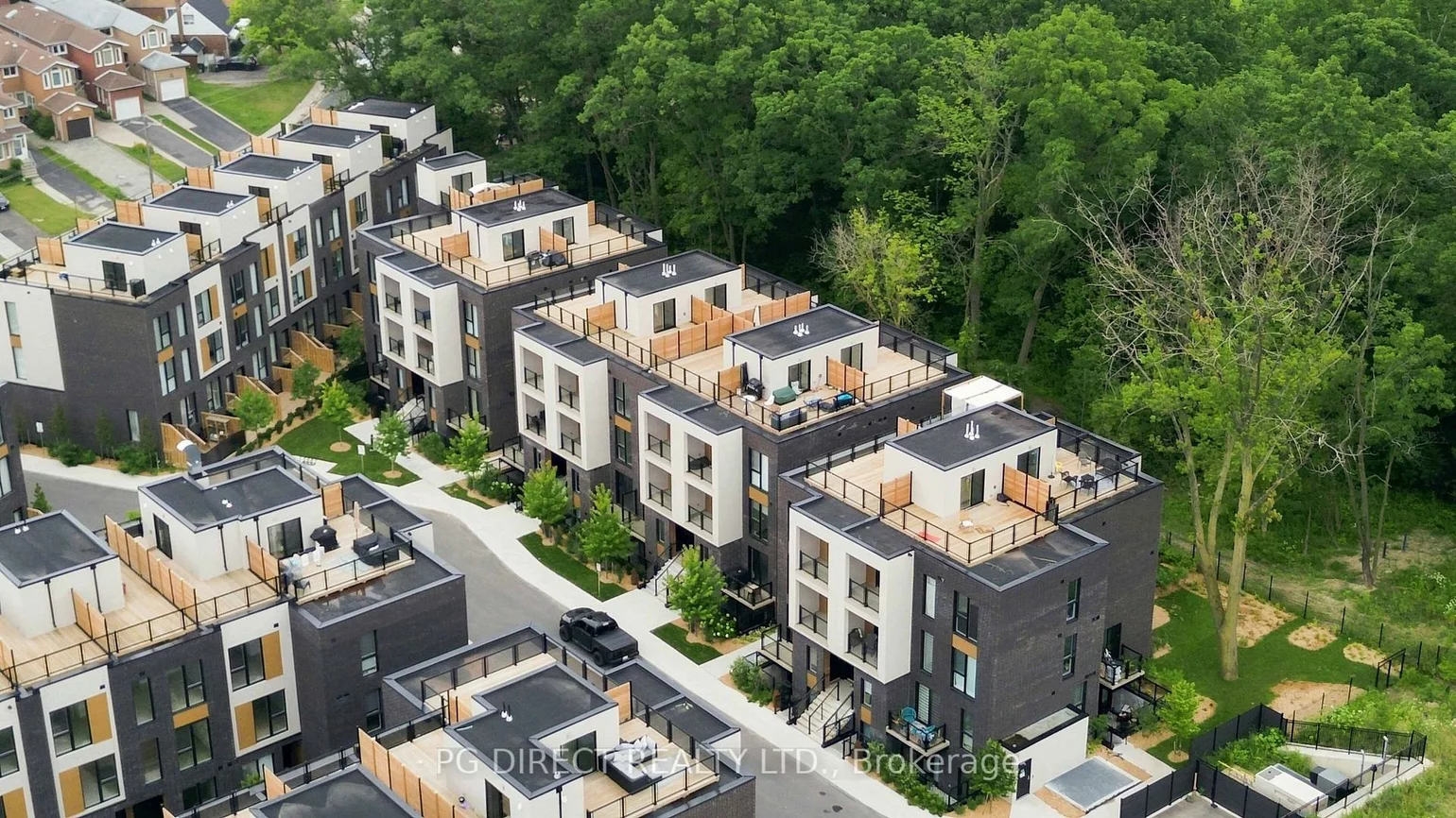 172, Clonmore, Birchcliffe-Cliffside, Toronto