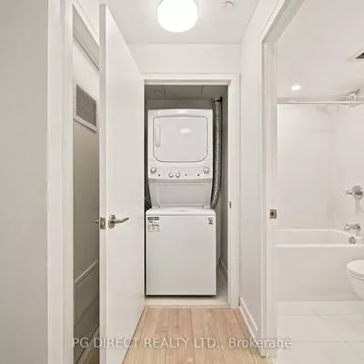 172, Clonmore, Birchcliffe-Cliffside, Toronto