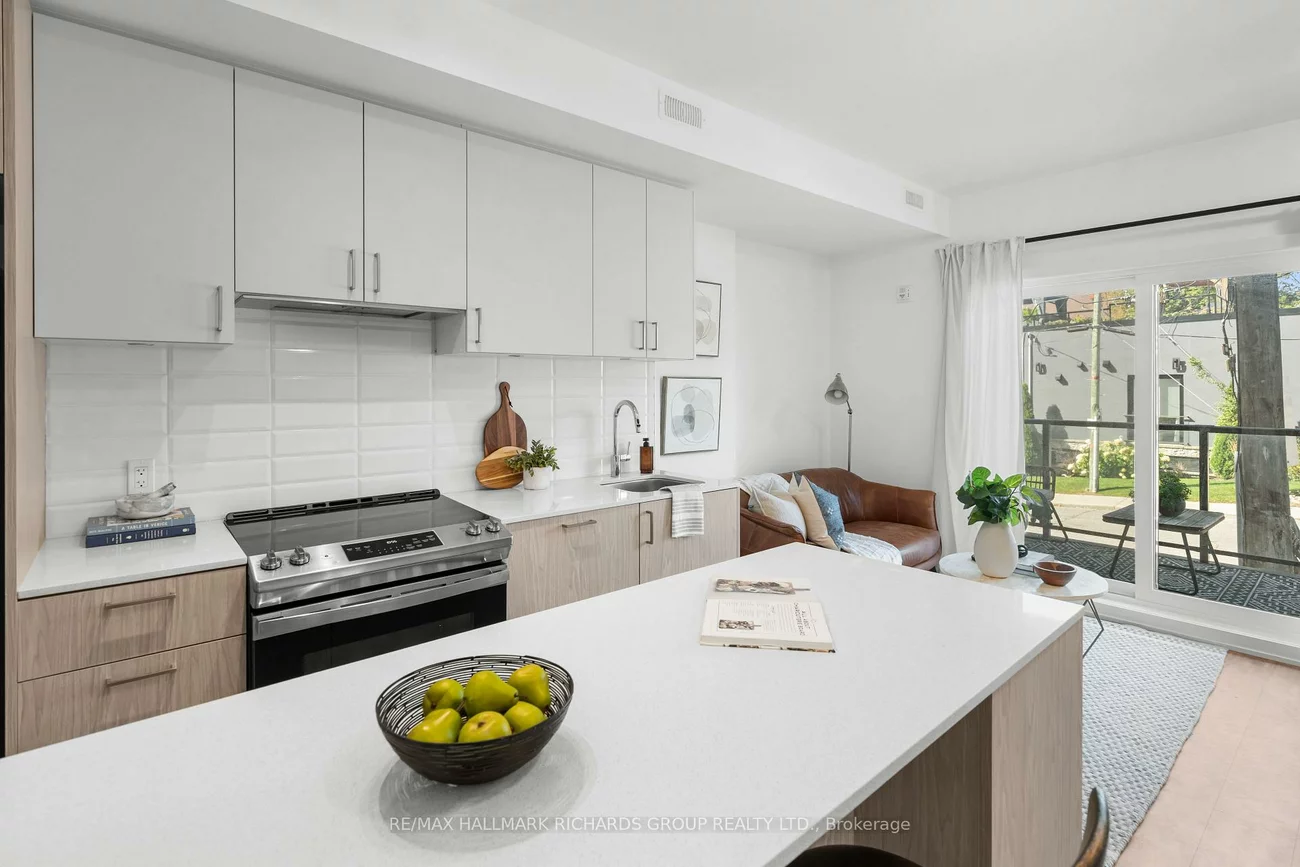 35, Birchcliff, Birchcliffe-Cliffside, Toronto
