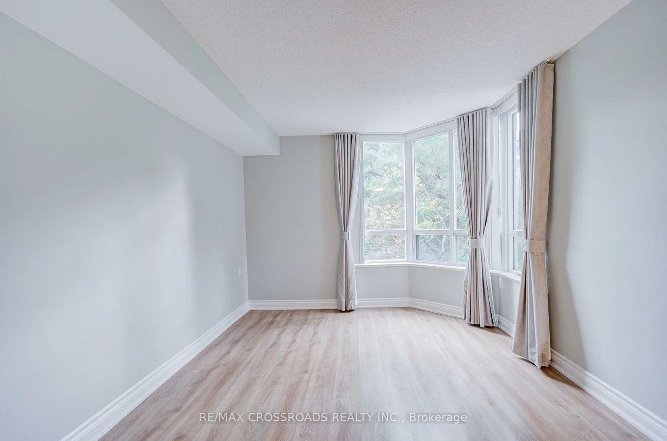 2628, Mccowan, Agincourt North, Toronto
