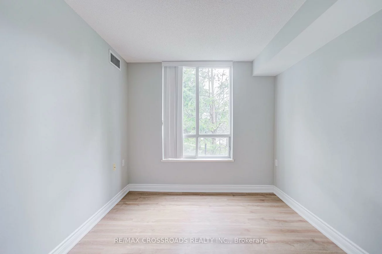 2628, Mccowan, Agincourt North, Toronto