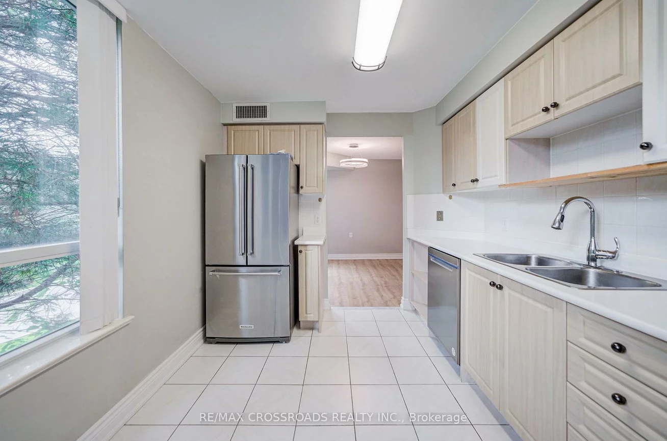 2628, Mccowan, Agincourt North, Toronto