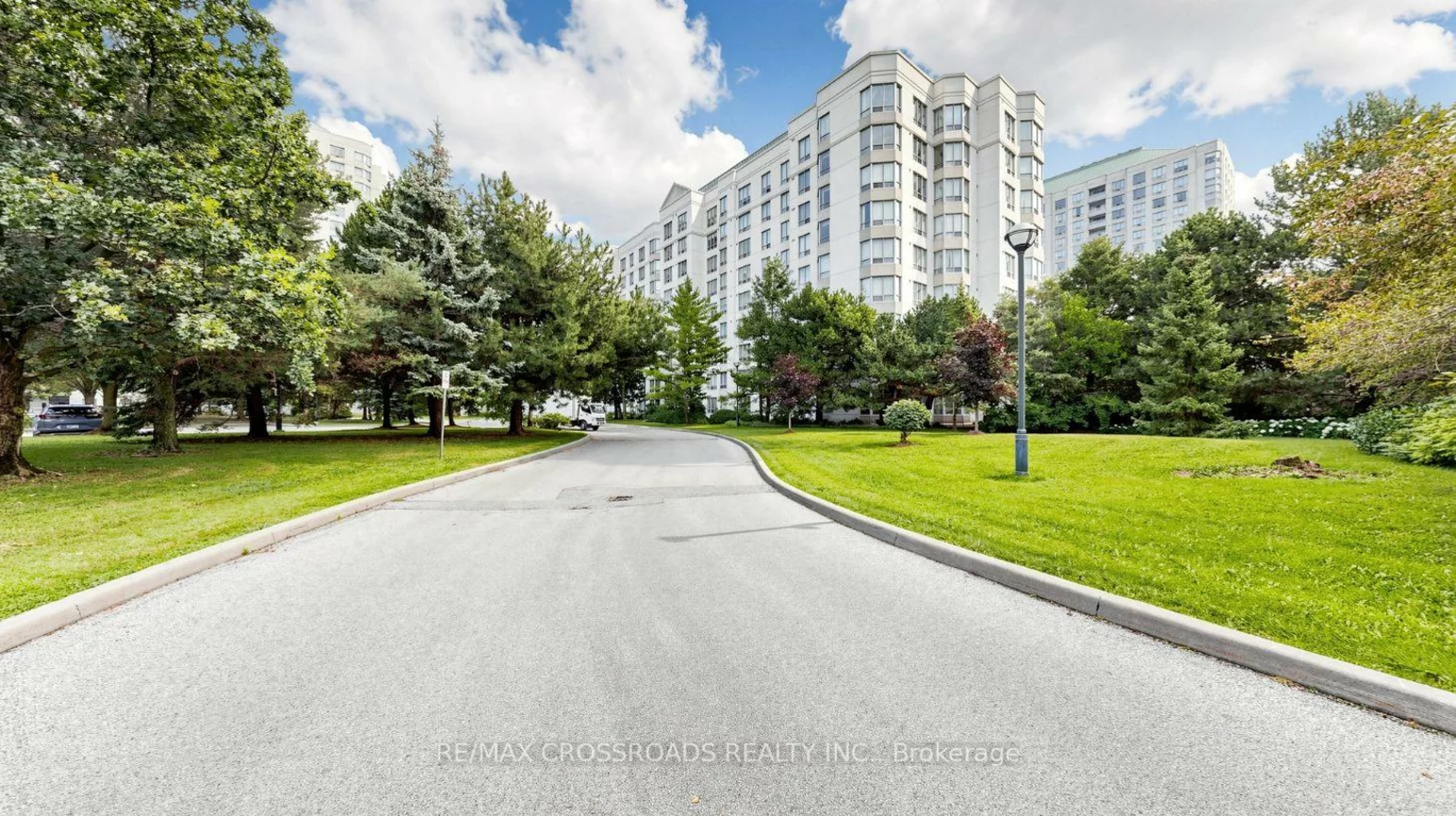 2628, Mccowan, Agincourt North, Toronto