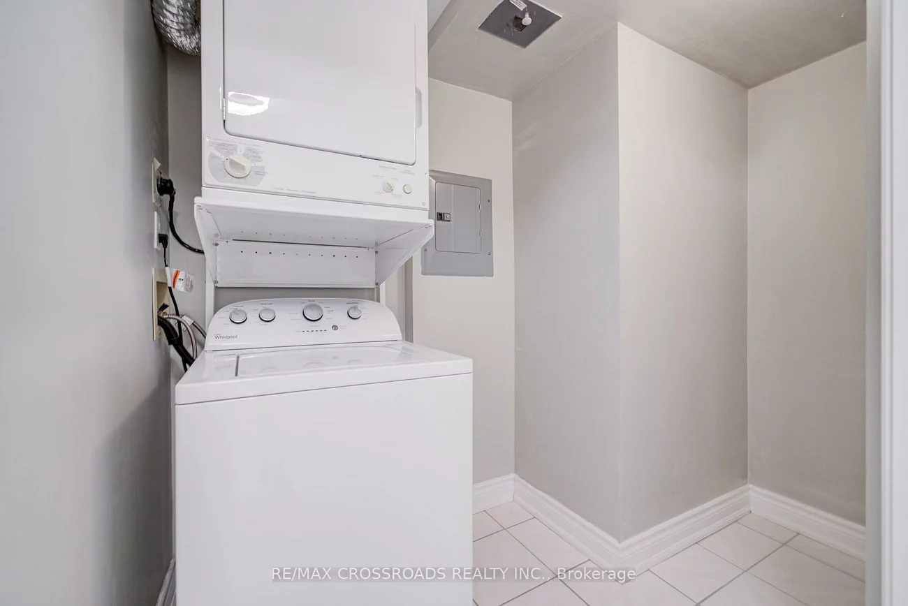 2628, Mccowan, Agincourt North, Toronto