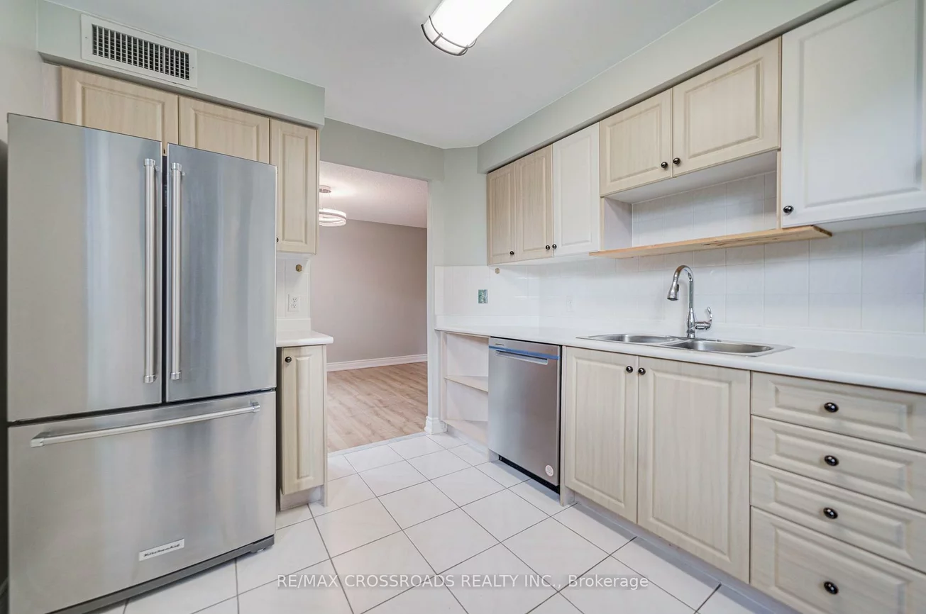 2628, Mccowan, Agincourt North, Toronto