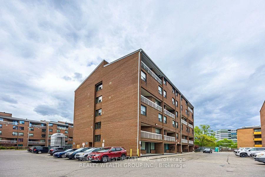 4062, Lawrence, West Hill, Toronto