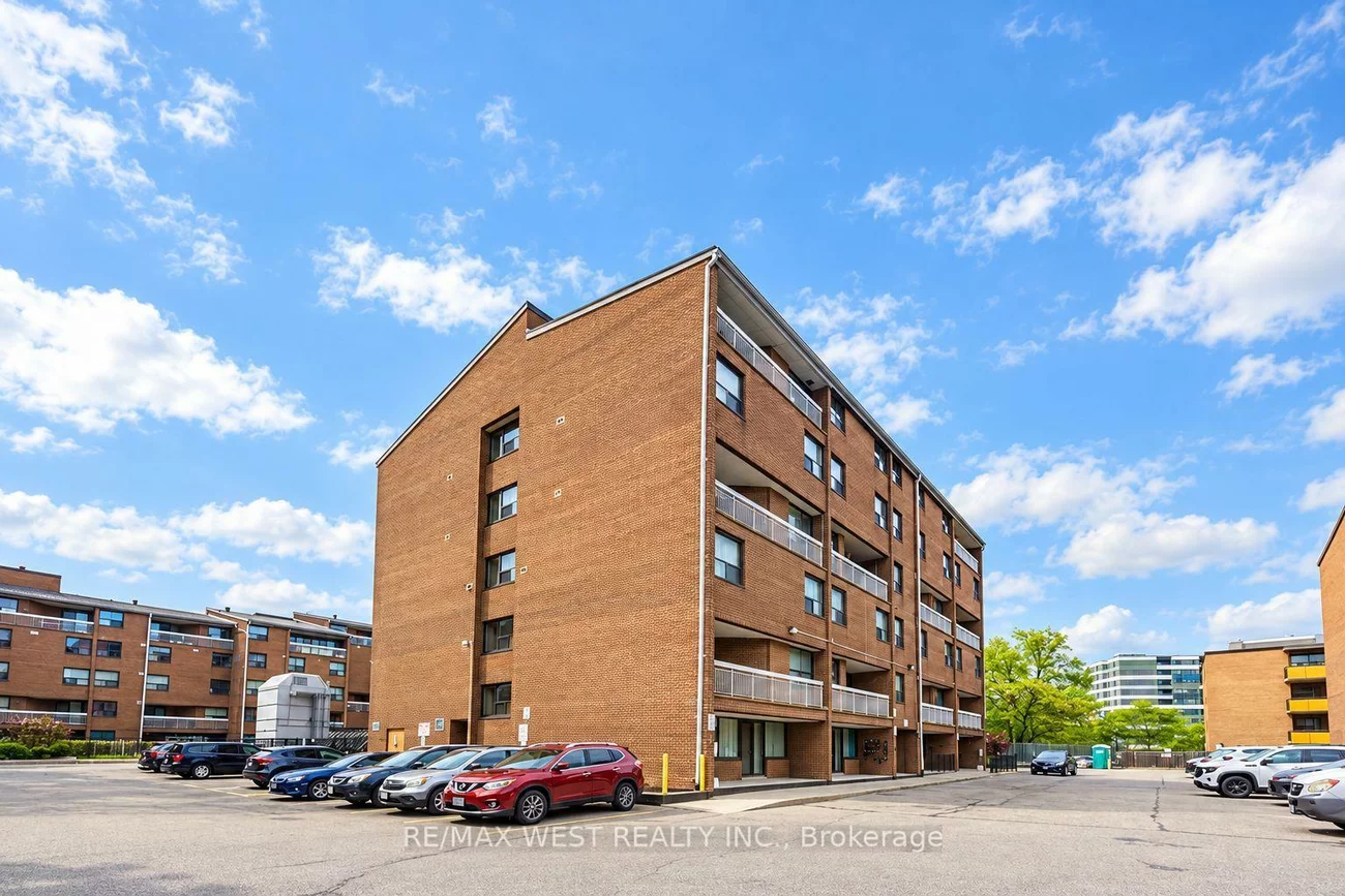 4062, Lawrence, West Hill, Toronto