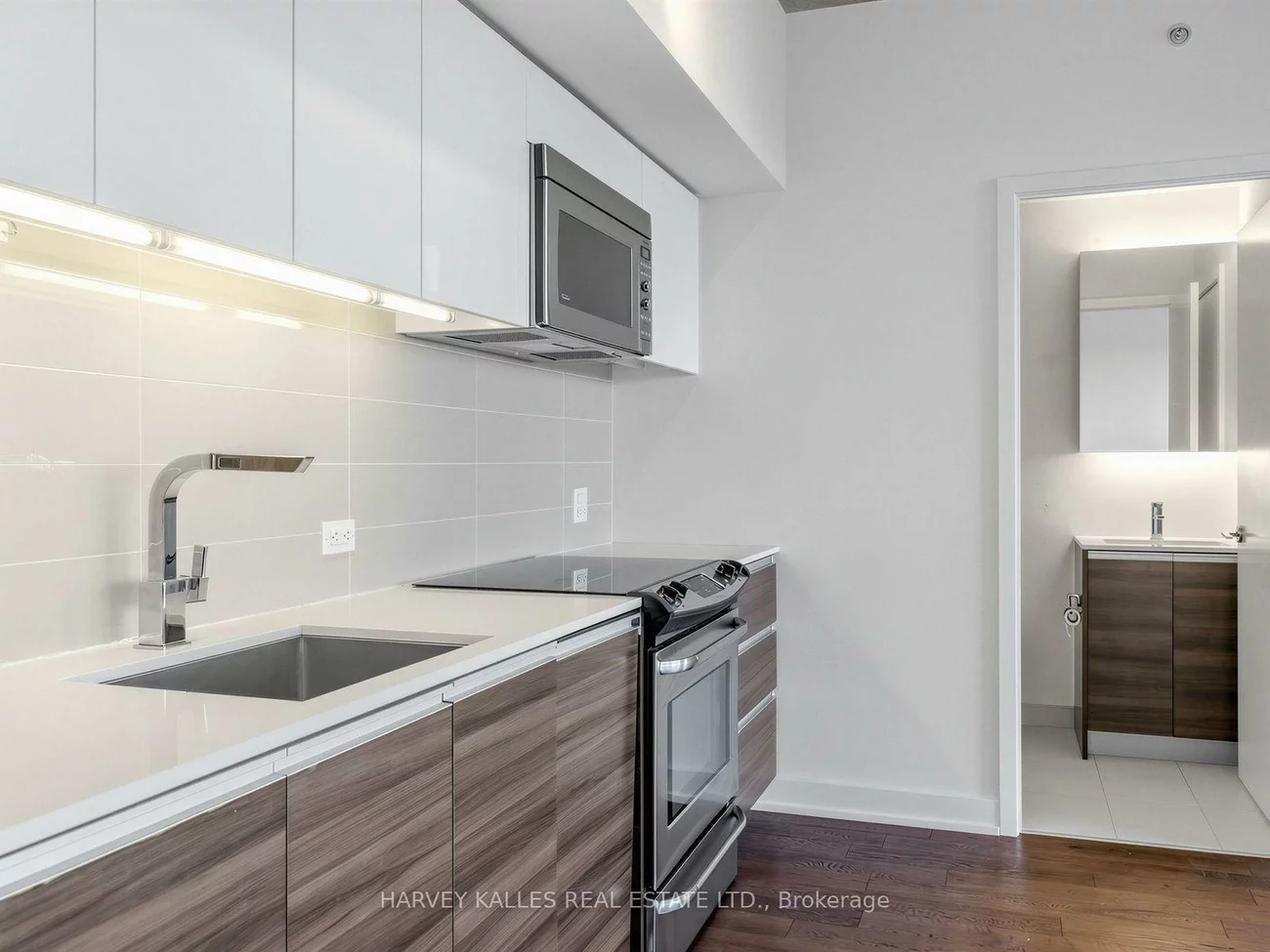 1190, Dundas, South Riverdale, Toronto