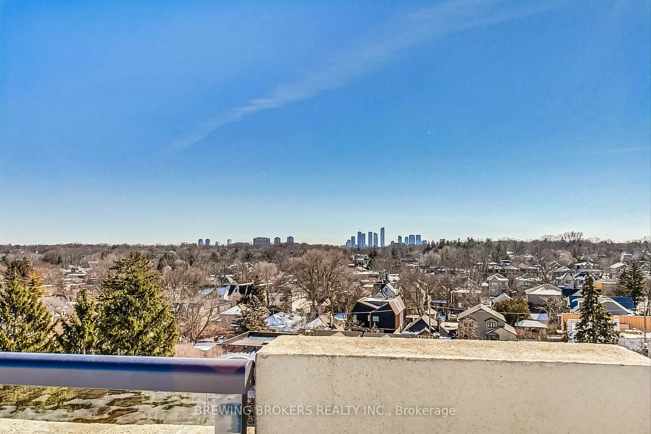 25, Earlington, Kingsway South, Toronto