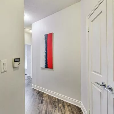 Condo Apartment, For Sale 25, Earlington, Kingsway South, Toronto