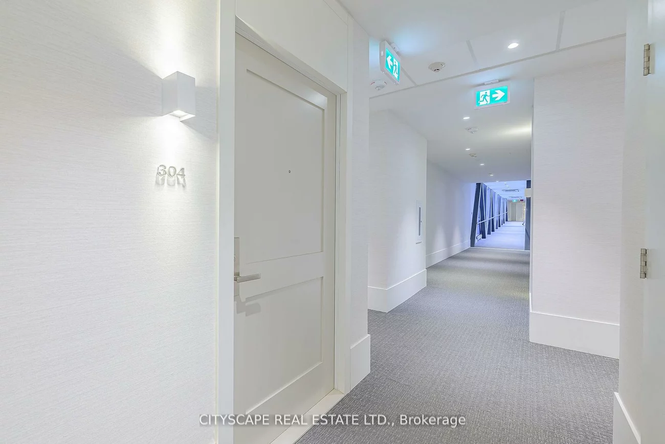 10, Gibbs, Islington-City Centre West, Toronto