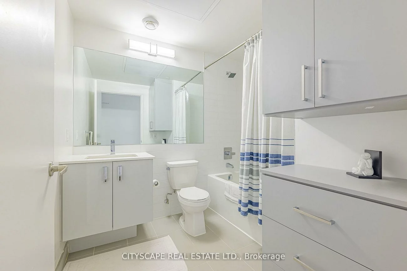 10, Gibbs, Islington-City Centre West, Toronto