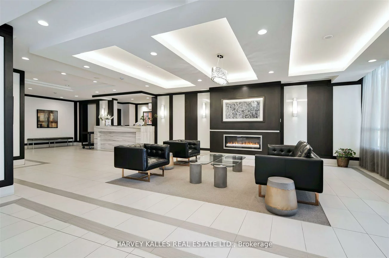 1070, Sheppard, York University Heights, Toronto