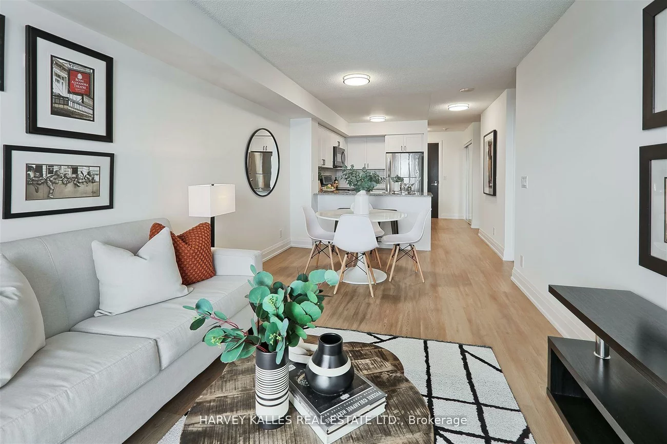 1070, Sheppard, York University Heights, Toronto