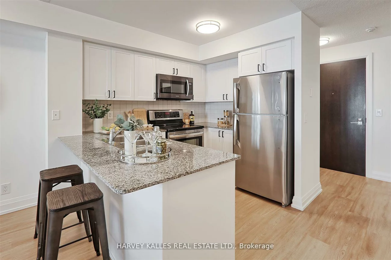 1070, Sheppard, York University Heights, Toronto