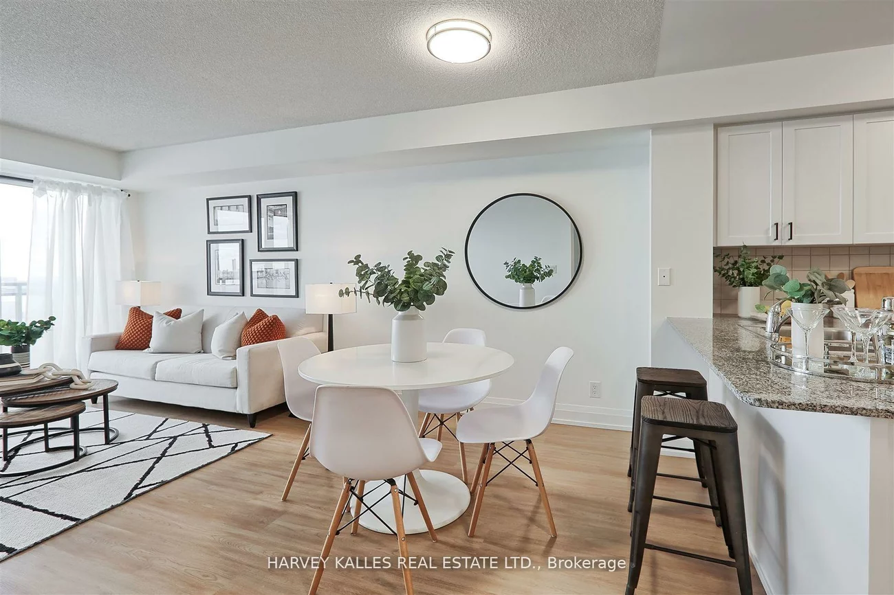 1070, Sheppard, York University Heights, Toronto