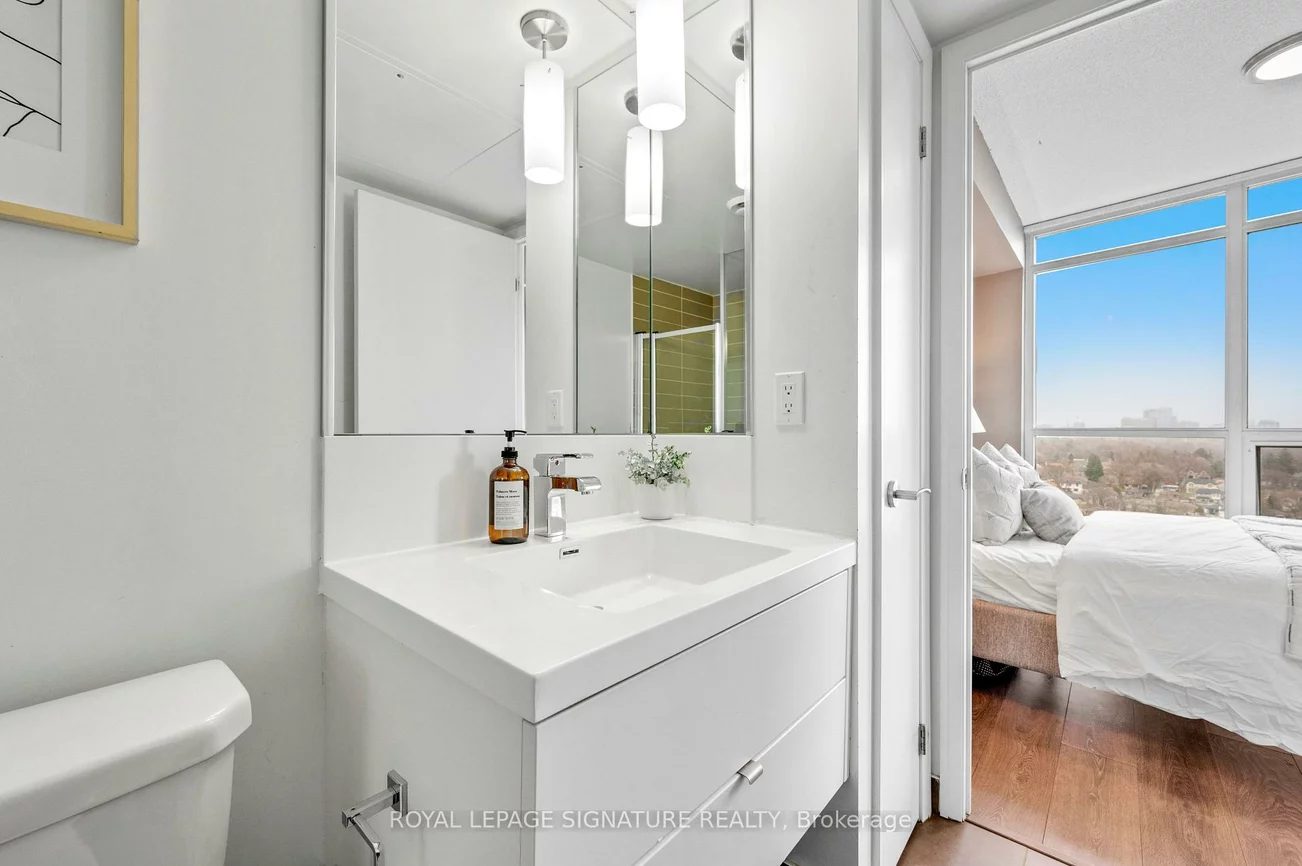 9, Valhalla Inn, Islington-City Centre West, Toronto