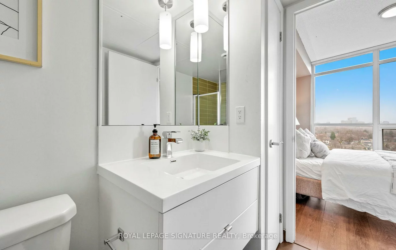 9, Valhalla Inn, Islington-City Centre West, Toronto