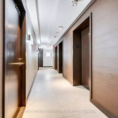 9, Valhalla Inn, Islington-City Centre West, Toronto