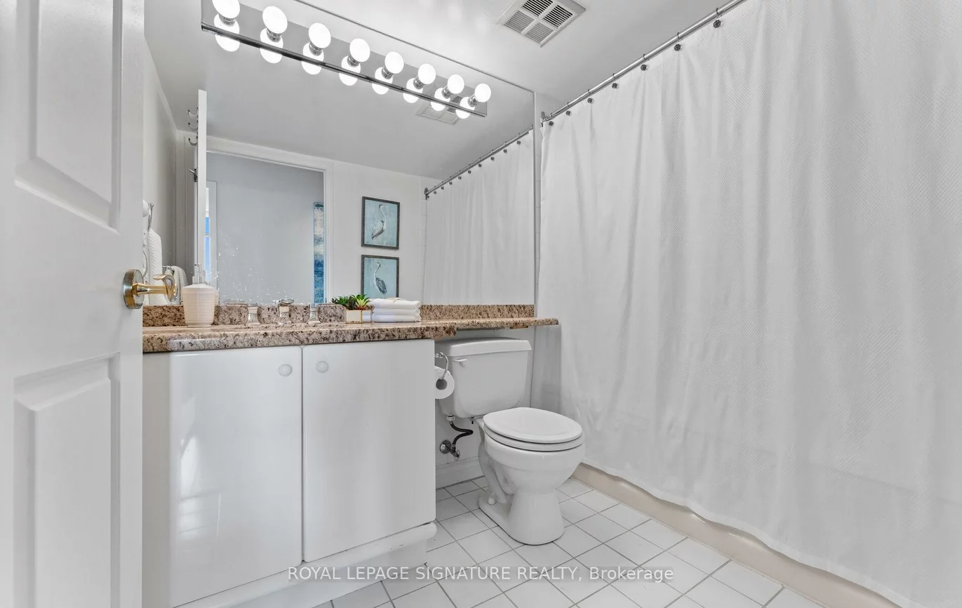 2285, Lake Shore, Mimico, Toronto