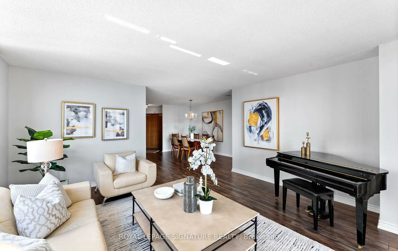 2285, Lake Shore, Mimico, Toronto