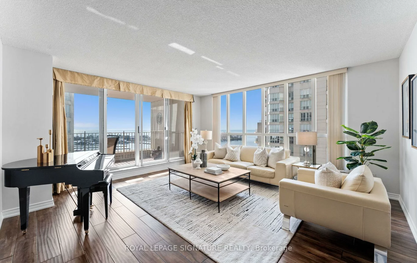 2285, Lake Shore, Mimico, Toronto
